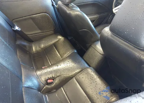 2005 Ford Mustang z USA, uszkodzony, nr VIN 1ZVFT84N855165811